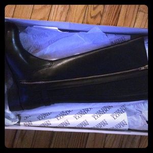 New in box- size 8 leather riding boots